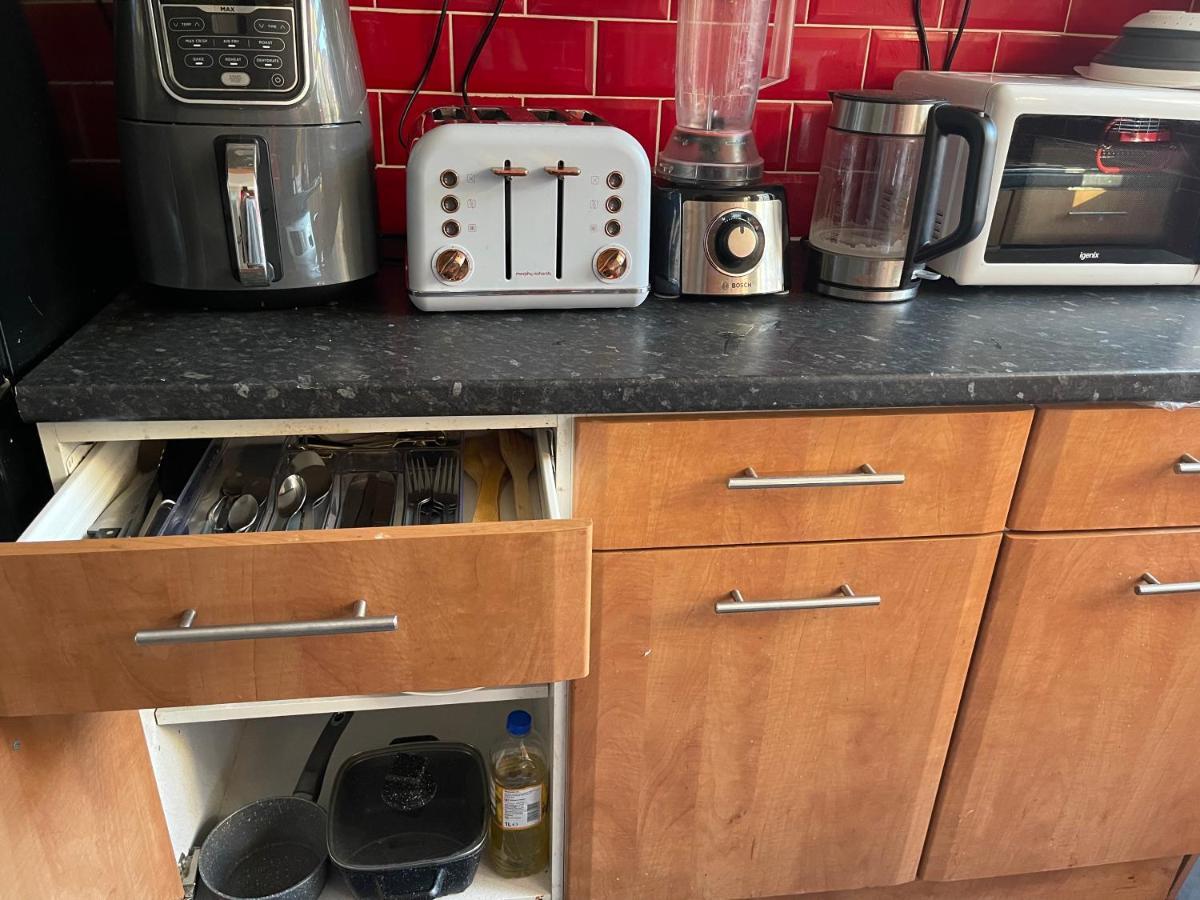 Room With Shared Kitchen London Eksteriør billede